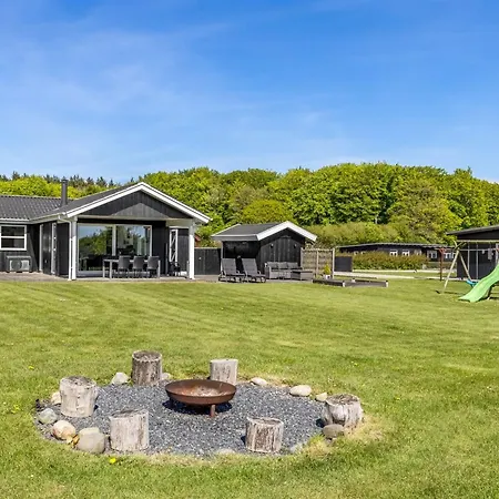 Holiday home Susianna - 550m From The Sea By Interhome *