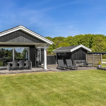 Susianna - 550m From The Sea By Interhome *